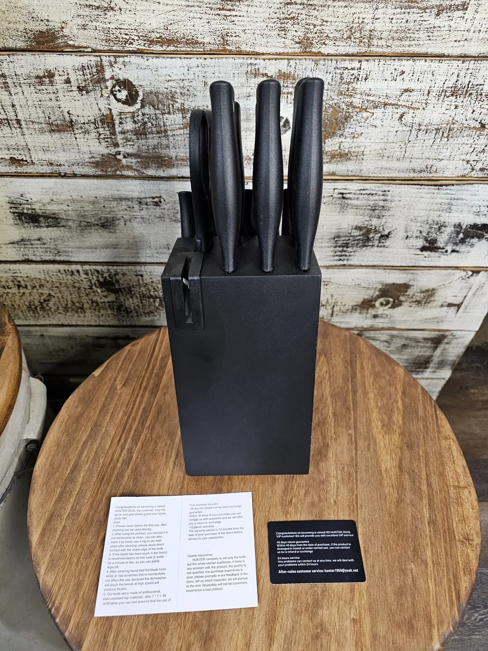 Classic 15-Piece Black Knife Block Set With Sharper